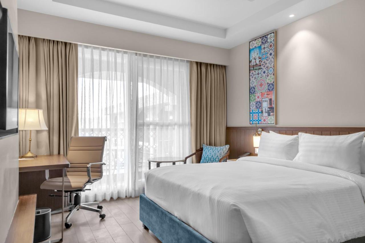 Fairfield By Marriott Goa Calangute Hotel Exterior photo