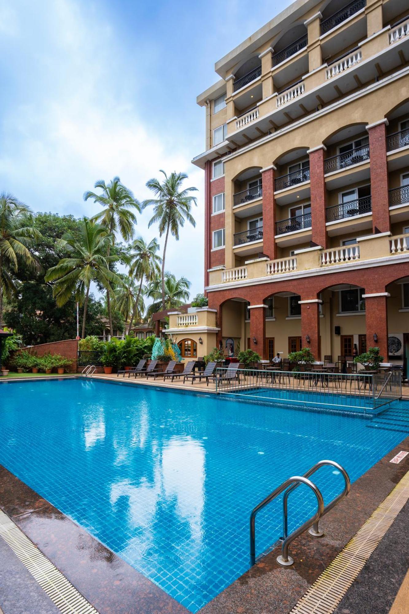 Fairfield By Marriott Goa Calangute Hotel Exterior photo